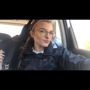 Meet your Posher, Tori